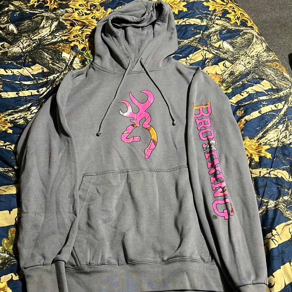 Women’s browning hoodie size small